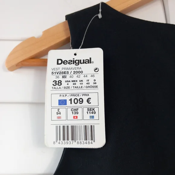 Desigual Black Fitted Dress Size 10 Embroidered Floral BNWT - Picture 11 of 15